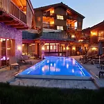 Village Zaglgut, Air-conditioned With Fantastic Panoramic Views, Wellness & Summer Card Included Chalet