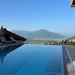 샬레 Village Zaglgut, Air-conditioned With Fantastic Panoramic Views, Wellness & Summer Card Included