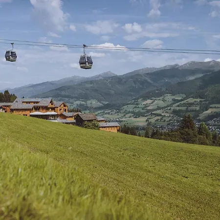 Chalé Village Zaglgut, Air-conditioned With Fantastic Panoramic Views, Wellness & Summer Card Included *