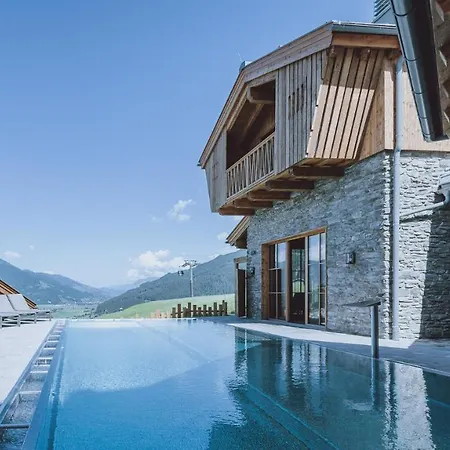 Premium Chalets By Zaglgut, Zell Am See-Kaprun - Wellness & Infinity Pool, Air Conditioning, Panoramic Views & Summer Card Included Horská chata Kaprun