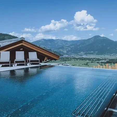 شاليه Village Zaglgut Wellness & Views With Summer Card Included كابرون