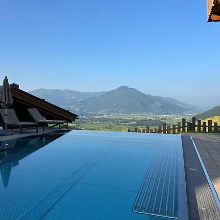 Chalé Village Zaglgut, Air-conditioned With Fantastic Panoramic Views, Wellness & Summer Card Included