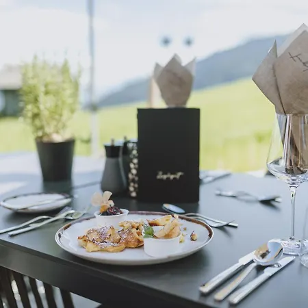 Chalet Premium Chalets By Zaglgut, Zell Am See-Kaprun - Wellness & Infinity Pool, Air Conditioning, Panoramic Views & Summer Card Included Kaprun