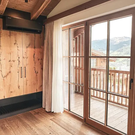 Premium Chalets By Zaglgut, Zell Am See-Kaprun - Wellness & Infinity Pool, Air Conditioning, Panoramic Views & Summer Card Included Horská chata
