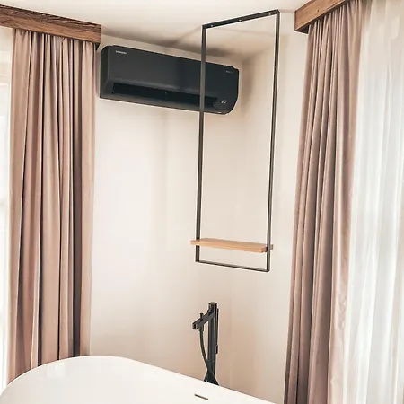 Premium Chalets By Zaglgut, Zell Am See-Kaprun - Wellness & Infinity Pool, Air Conditioning, Panoramic Views & Summer Card Included Chalet Kaprun