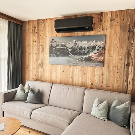 Premium Chalets By Zaglgut, Zell Am See-Kaprun - Wellness & Infinity Pool, Air Conditioning, Panoramic Views & Summer Card Included Kaprun