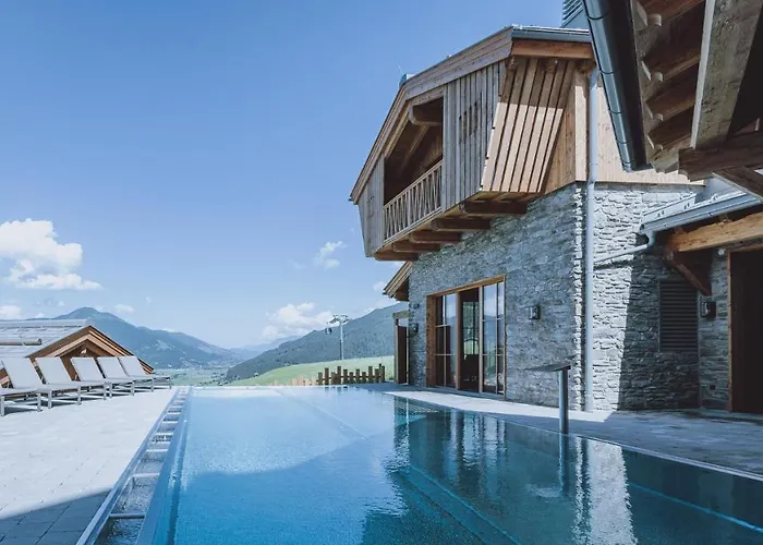 Village Zaglgut, Air-conditioned With Fantastic Panoramic Views, Wellness & Summer Card Included シャレー カプルーン