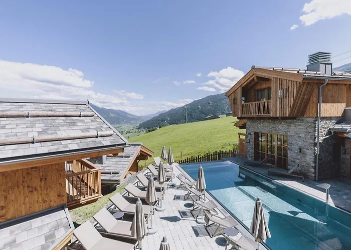 Village Zaglgut, Air-conditioned With Fantastic Panoramic Views, Wellness & Summer Card Included シャレー *