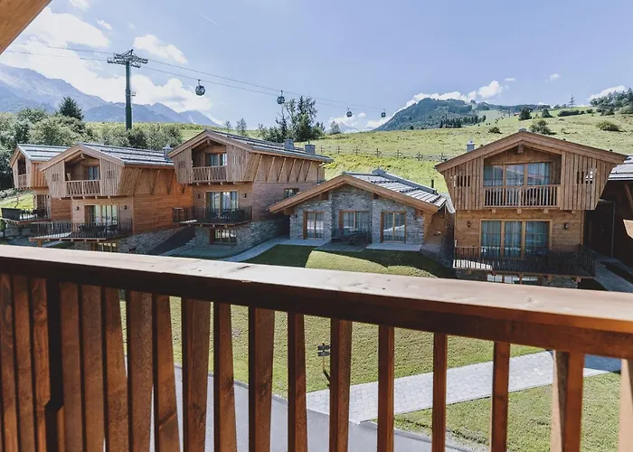 Village Zaglgut, Air-conditioned With Fantastic Panoramic Views, Wellness & Summer Card Included シャレー カプルーン