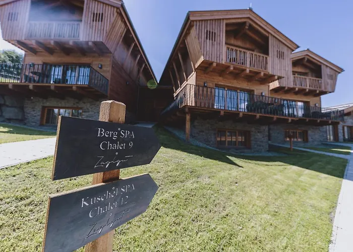 Village Zaglgut, Air-conditioned With Fantastic Panoramic Views, Wellness & Summer Card Included カプルーン