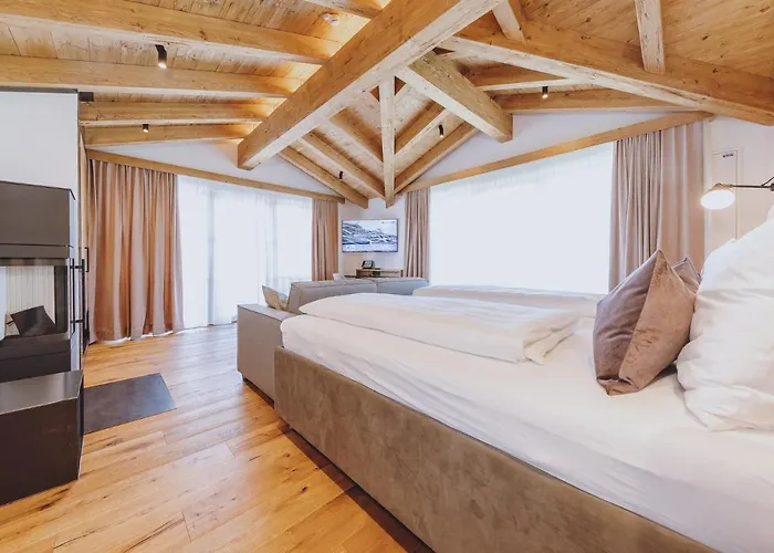 Village Zaglgut, Air-conditioned With Fantastic Panoramic Views, Wellness & Summer Card Included カプルーン