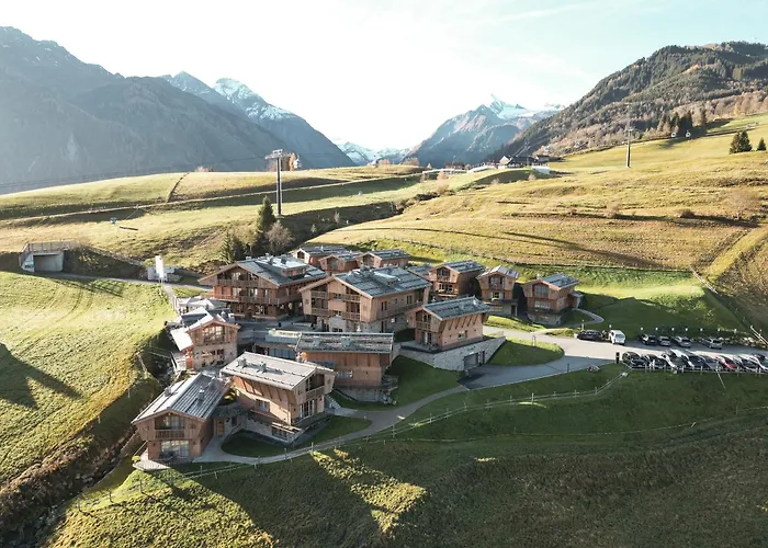 Village Zaglgut, Air-conditioned With Fantastic Panoramic Views, Wellness & Summer Card Included シャレー カプルーン